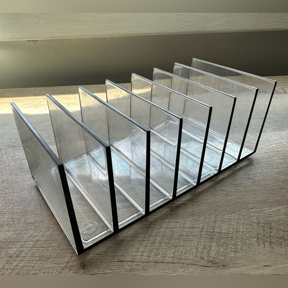Makeup Palette Organizer